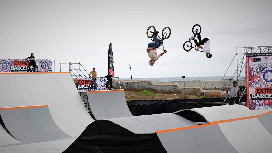 Daniel Dhers leads the first day of BMX Park at the Extreme Barcelona