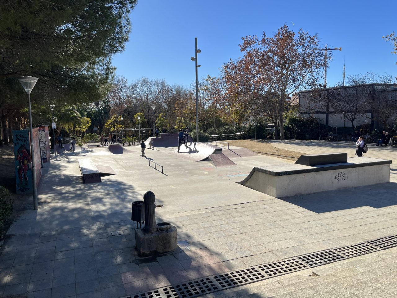 BARCELONA OPENS 3 NEW SKATE PARKS Extreme Barcelona