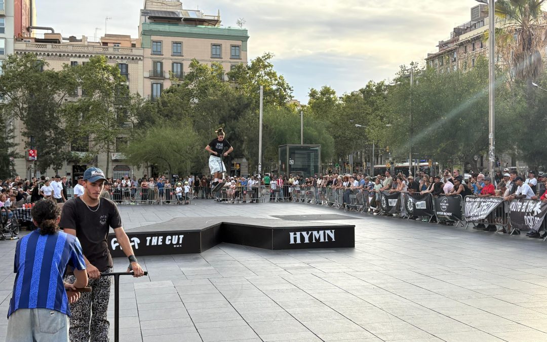 Plaça Universitat shine with the best skate, scooter, and BMX events with a historic Cash4tricks